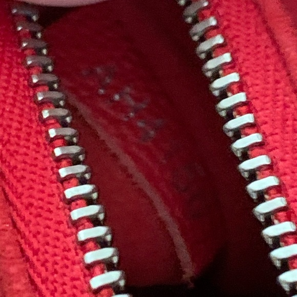 LOUIS VUITTON Very One handle bag with strap red - Picture 6 of 8